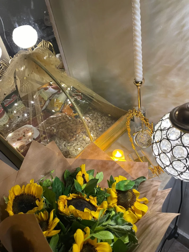 Premium Dry Fruit Basket with Sunflower Bouquet Premium Dry Fruit Basket with Sunflower Bouquet